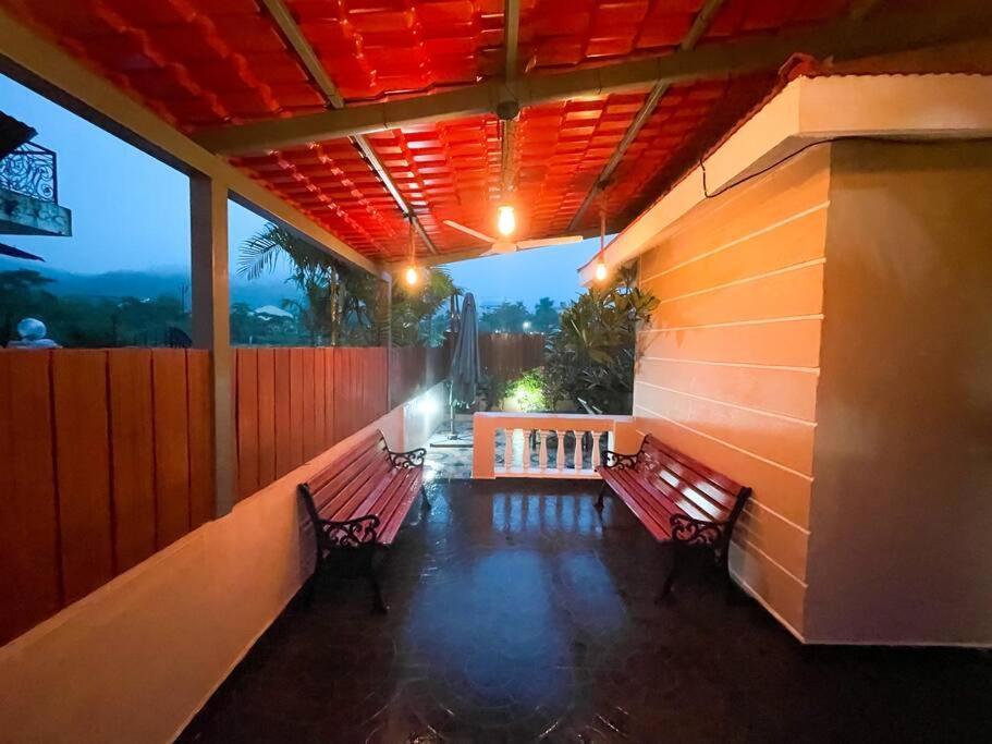Corner House, Lonavla By Meheru-4 Bhk Villa With Pool Lonavala Exterior photo