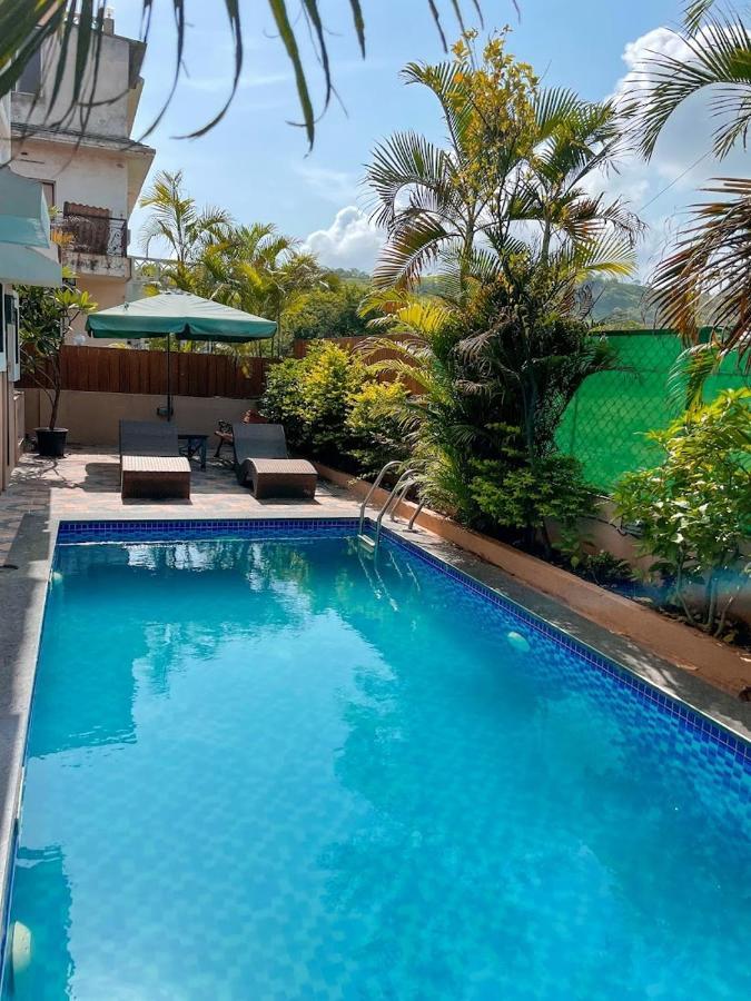 Corner House, Lonavla By Meheru-4 Bhk Villa With Pool Lonavala Exterior photo